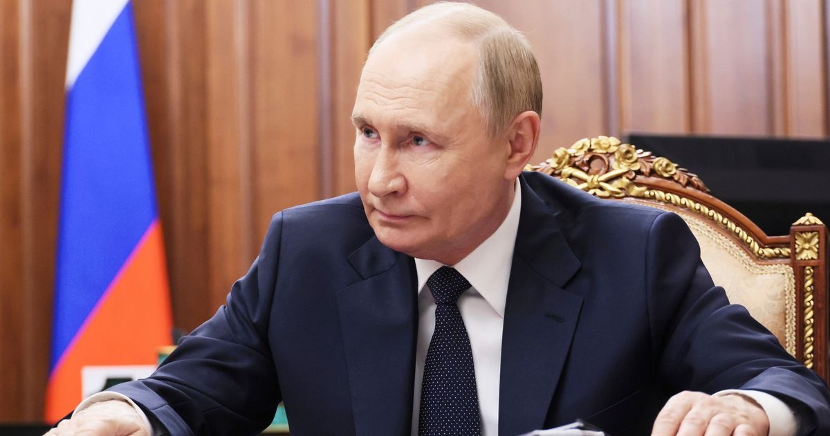Russia arms race fears grow as country ends self-imposed ban on nuclear missiles