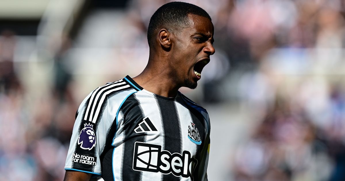 'I know exactly what Alexander Isak's thinking – these are his Liverpool and Newcastle dilemmas'