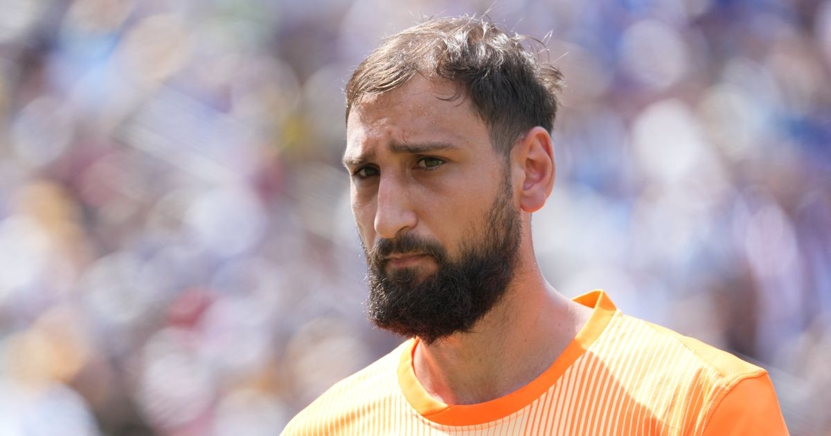 PSG 'expecting' Gianluigi Donnarumma to Man Utd development after transfer green light