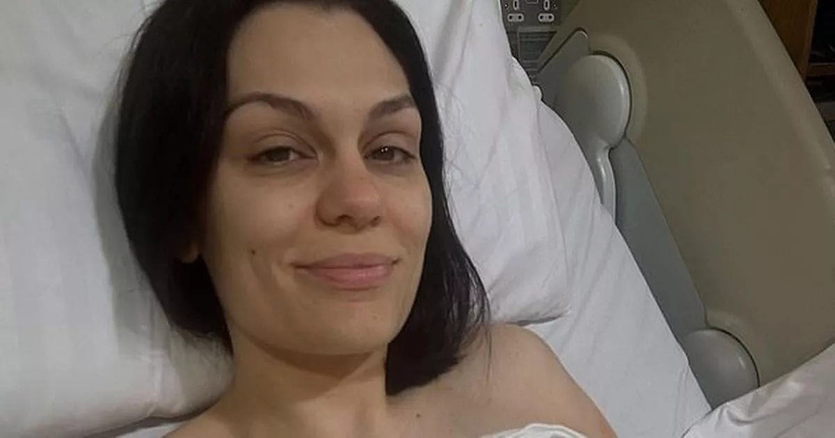 Jessie J burst into tears over breast cancer scars in heartbreaking moment with mum
