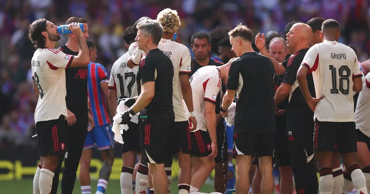 Liverpool players fail to follow Arne Slot's instructions in Community Shield failure