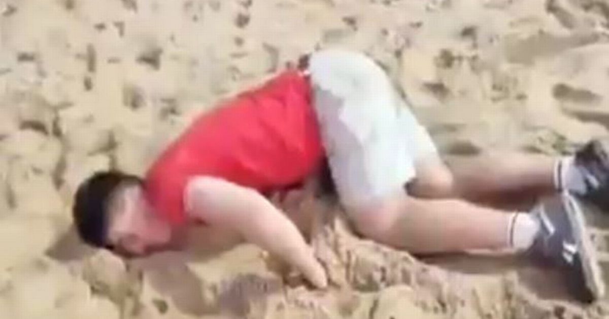 Shocking moment Brit tourist collapses on Rio beach after woman's drugs cocktail