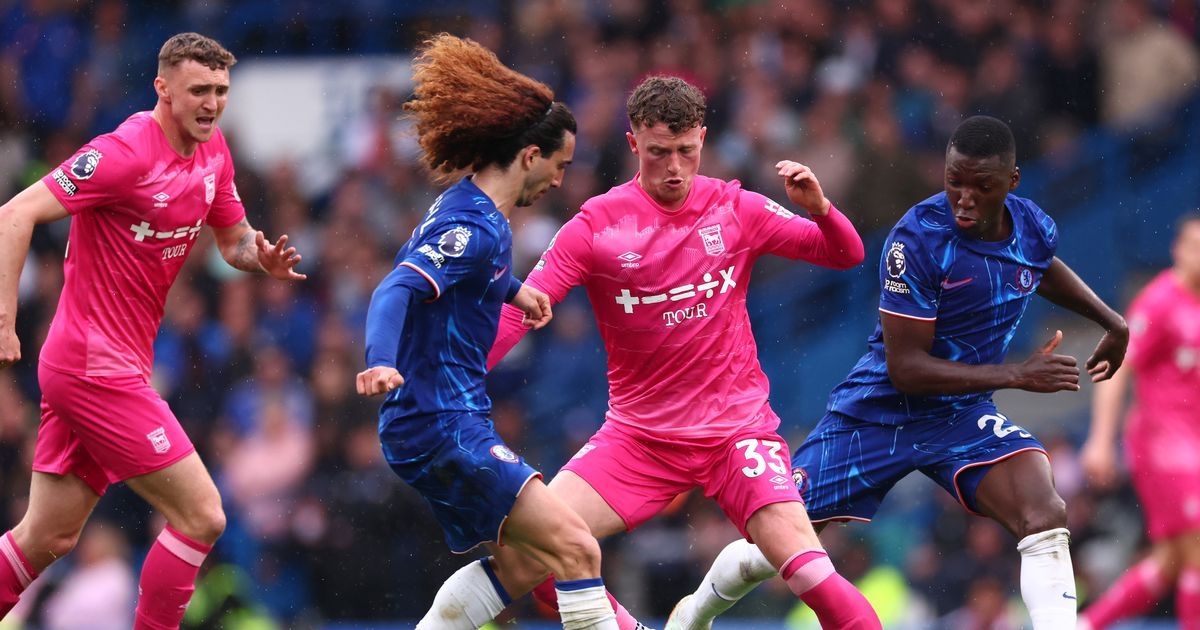 Wrexham edge nearer to transfer breakthrough as £7m star's move announced