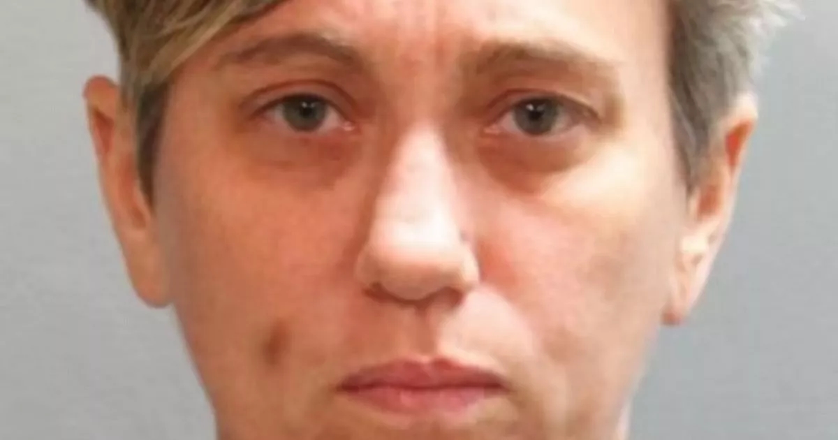 Daughter helps find missing mum's body on girlfriend's porch after 'foul smell'