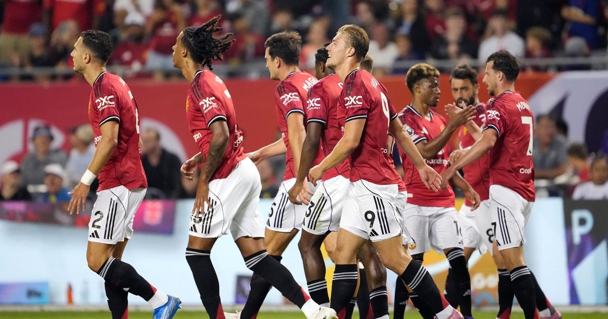 Under-threat Man Utd star who hierarchy criticised left his team-mates 'unconvinced'