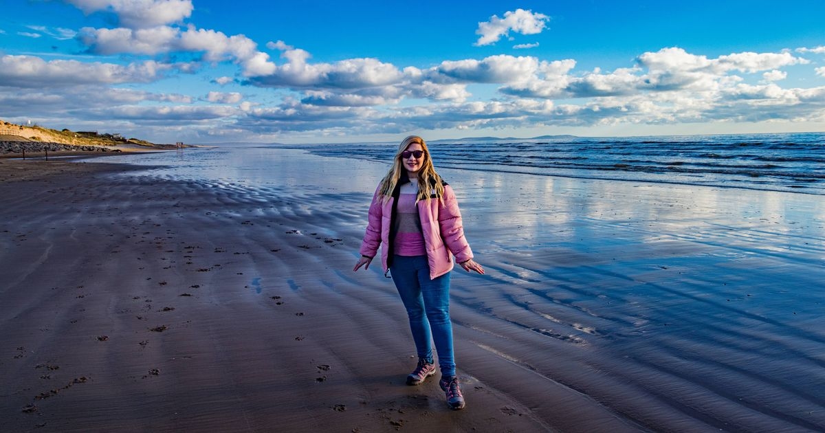 I can't stop booking this £32 hotel right next to huge beach — it still has dates free for summer