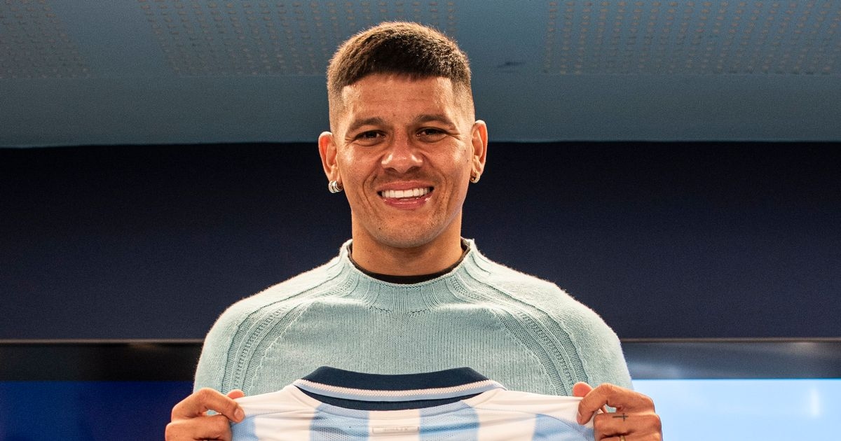 Man Utd flop ordered to change name on back of his shirt after joining new club