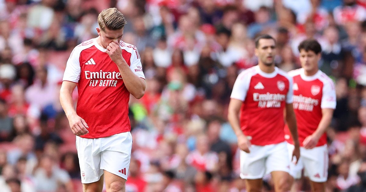 Premier League account posts Arsenal picture - and rival fans jump on it straight away