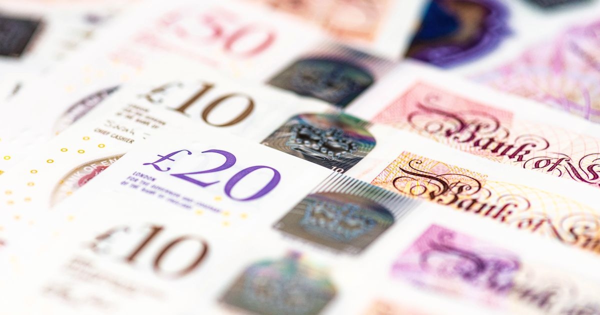 DWP to give payments of up to £12,471 to people who qualify