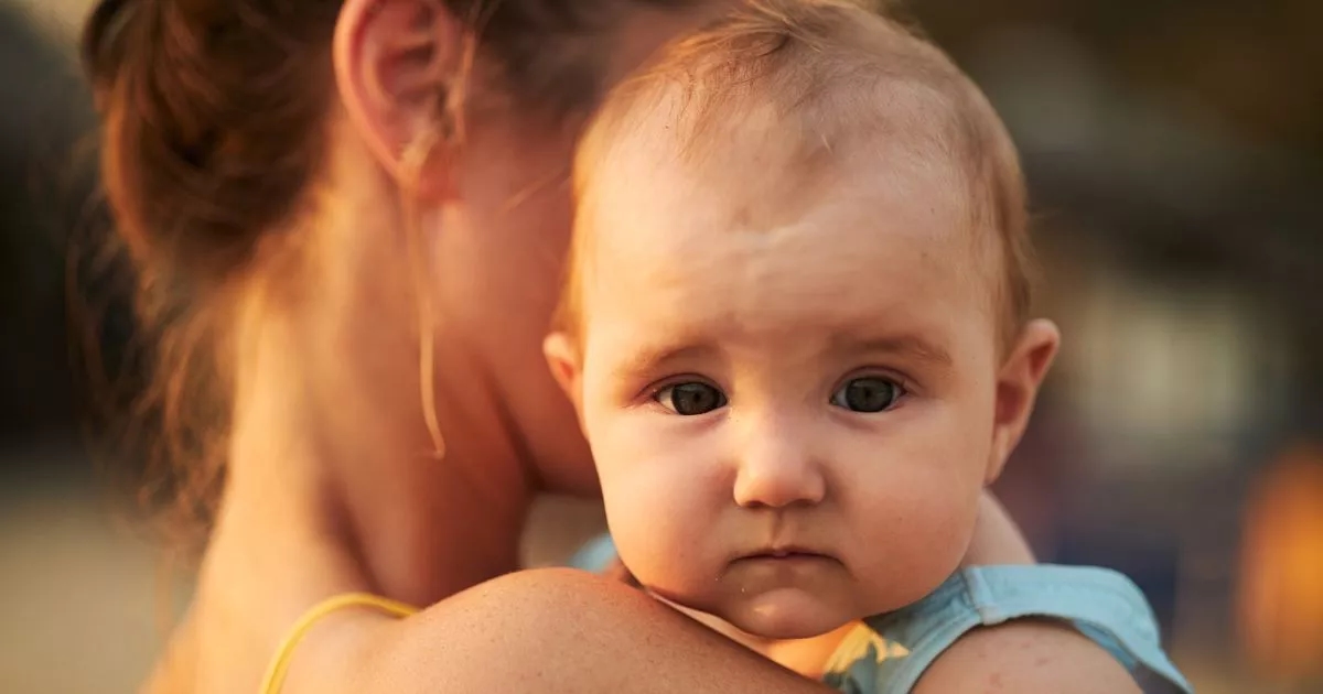 Mum touched by 'kind' strangers that offer to hold baby then realises who they are