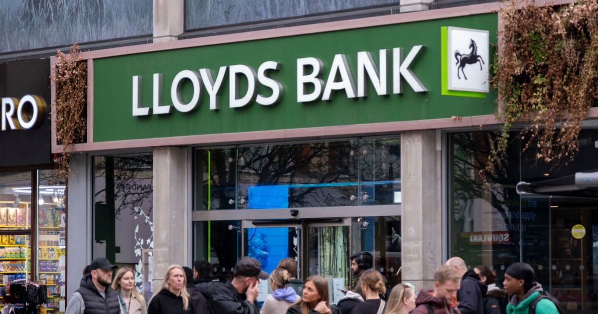 Lloyds Bank offering 6.25% interest on savings for certain customers