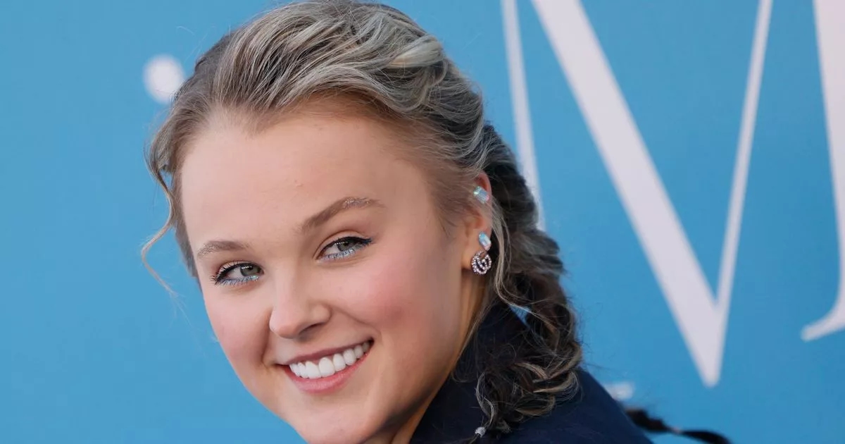 JoJo Siwa reveals she and Chris Hughes want to start family very soon