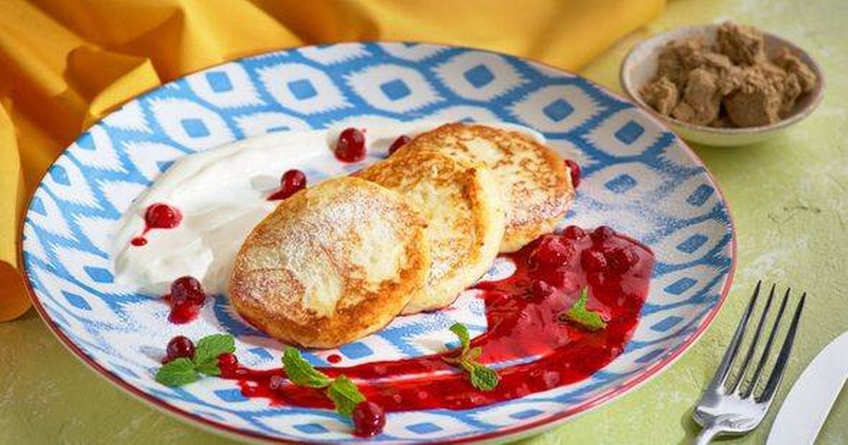 Make Jamie Oliver's fluffy flourless pancakes for the Bank Holiday in just 10 minutes