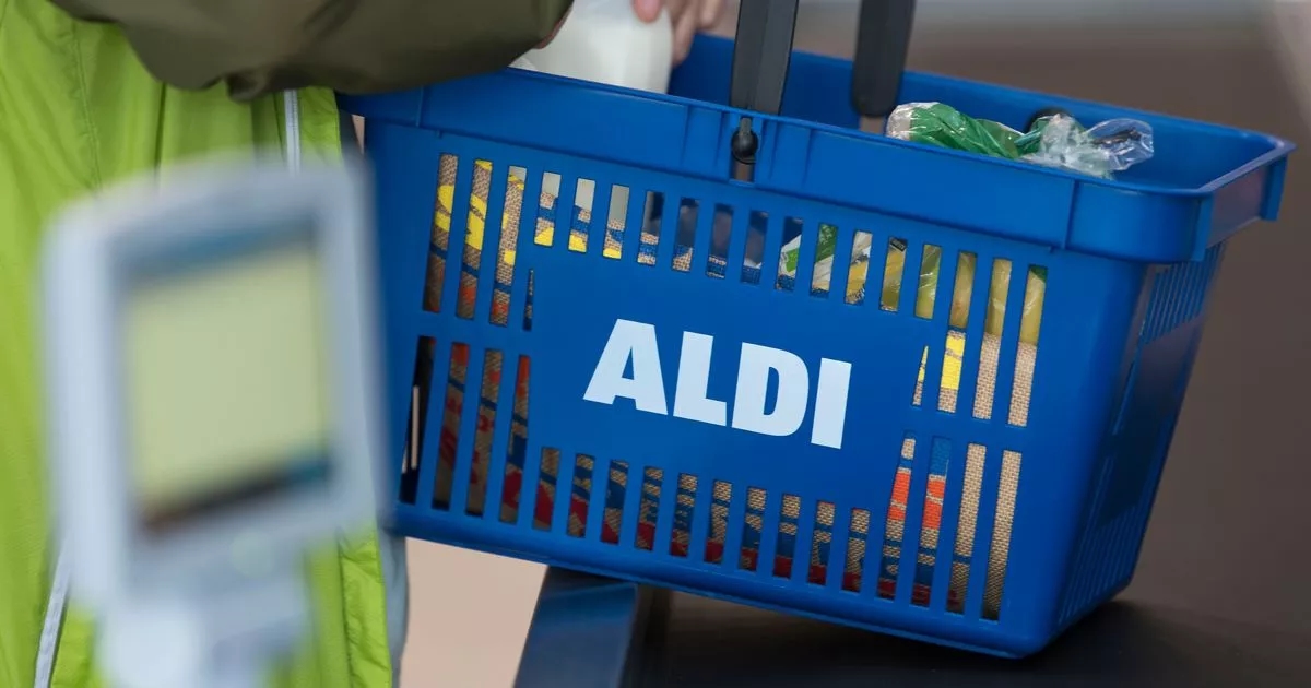 Aldi restocks extra large £20 decoration that 'makes any home look beautiful'