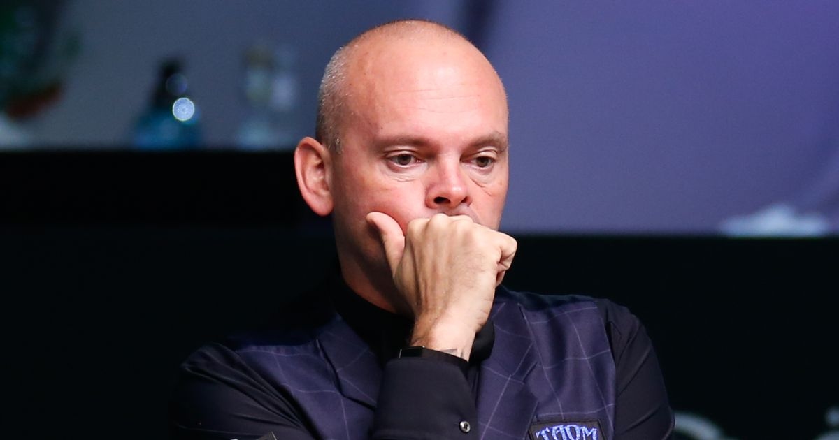 Ex-snooker world champion to 'roll the dice' with surgery in bid to prolong career