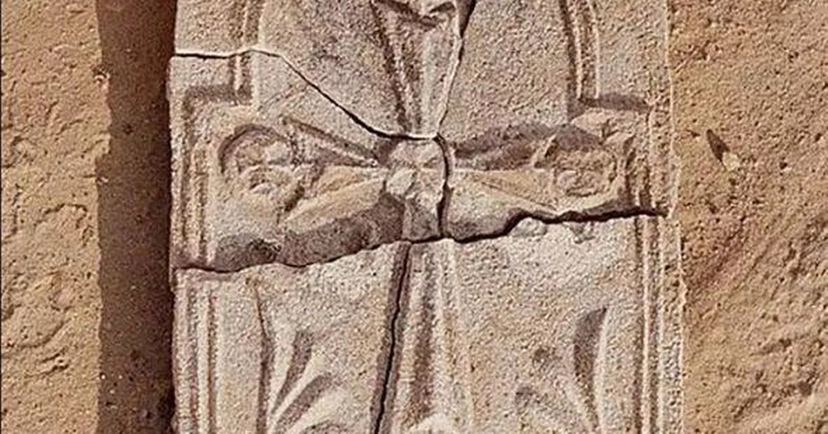 Mysterious cross depicting Christ's crucifixion rewrites the origins of Christianity