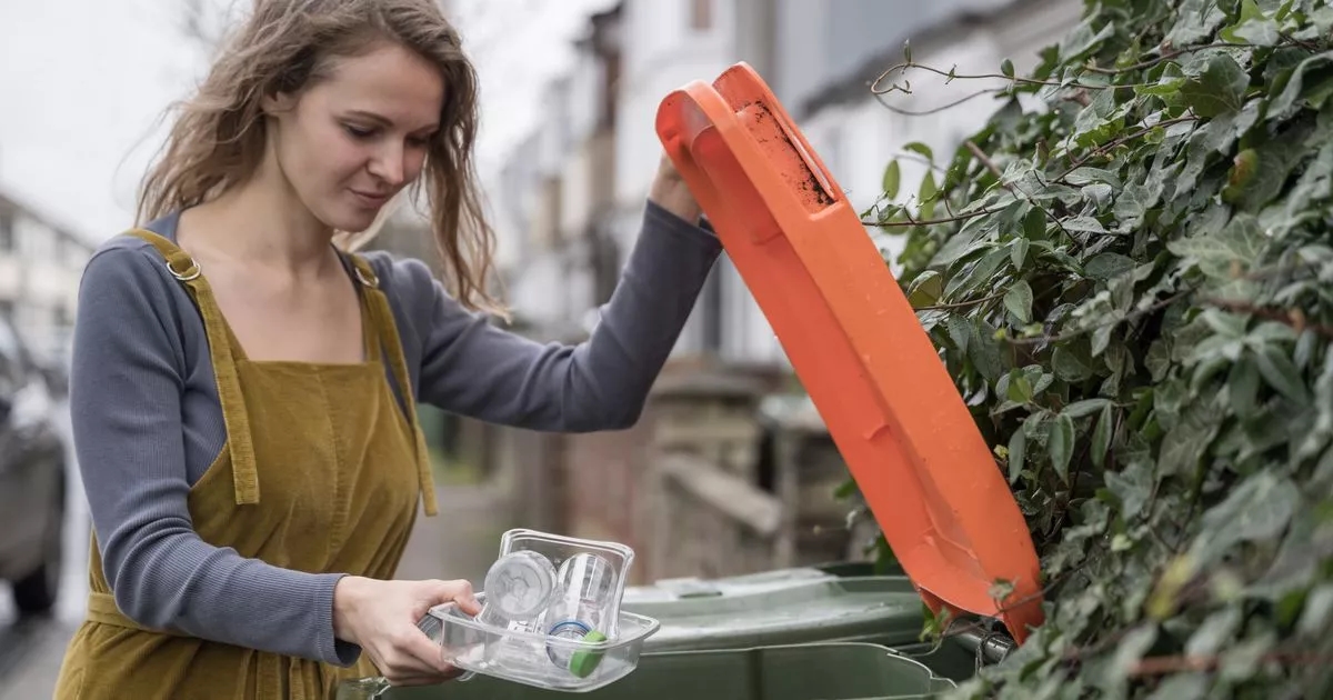 'My neighbour dumps his rubbish in the rudest way and doesn't care to ask'