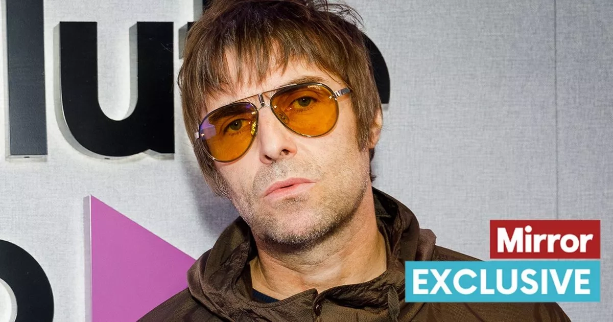 Liam and Noel Gallagher performing together today as Oasis frontman updates fans