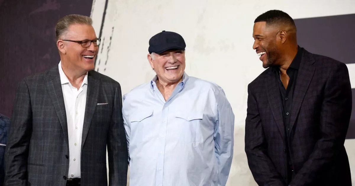 3 stars who should join Tom Brady and Terry Bradshaw in FOX NFL Sunday studio