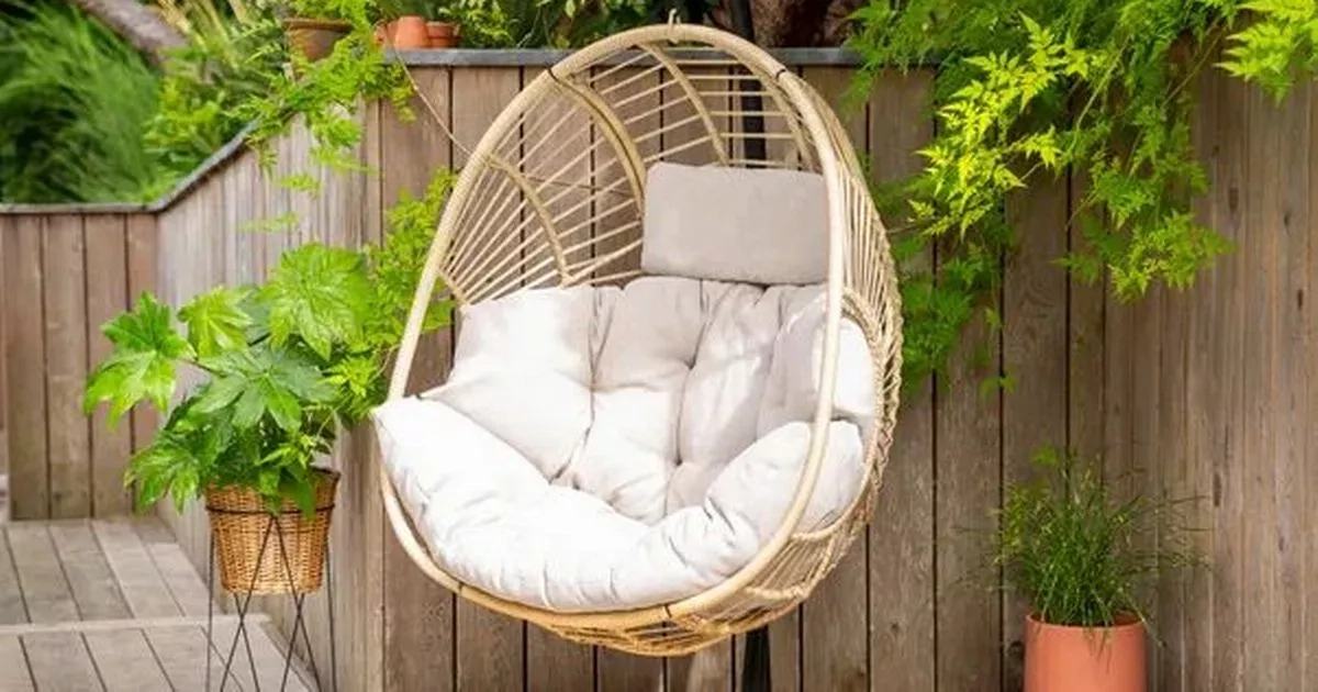 Hanging egg chair that's ‘so comfortable' and ‘good value' is perfect for enjoying the heatwave