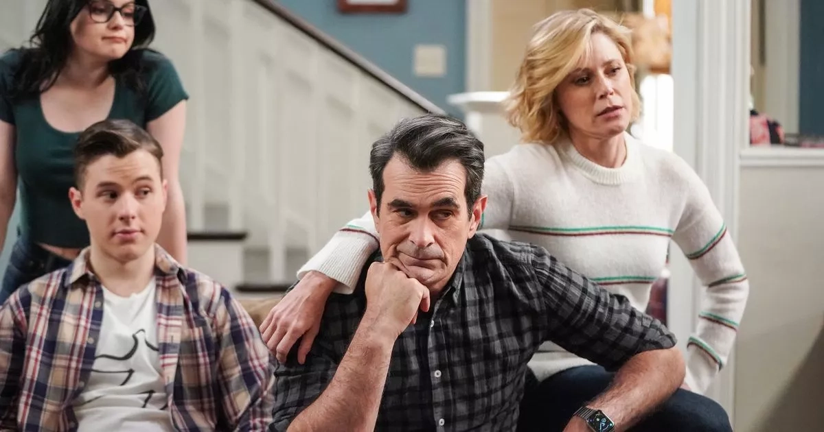 I rewatched every episode of Modern Family and this is by far the worst