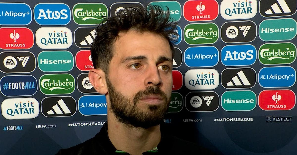 Bernardo Silva says ref 'doesn't know rules' after Wirtz leaves Fernandes fuming