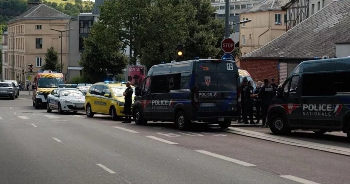 Tour de France chaos as police arrest knife-wielding man during cycling event