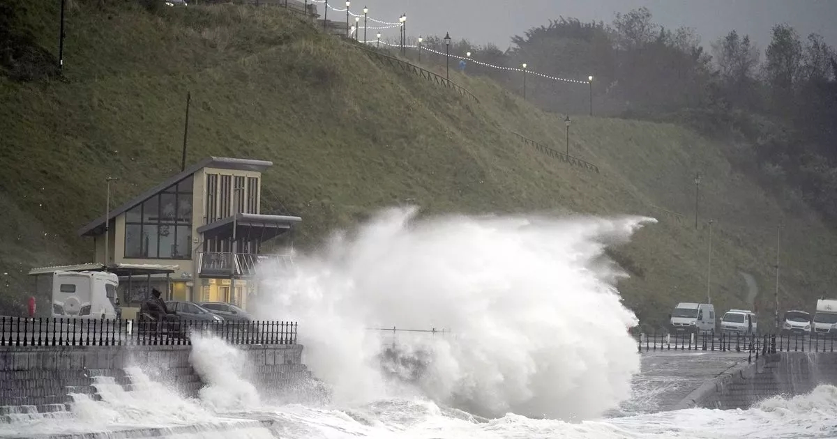 Met Office issues new amber weather warnings as Storm Floris closes in