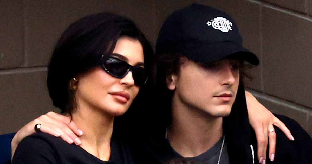 Kylie Jenner is 'learning to keep personal life private'