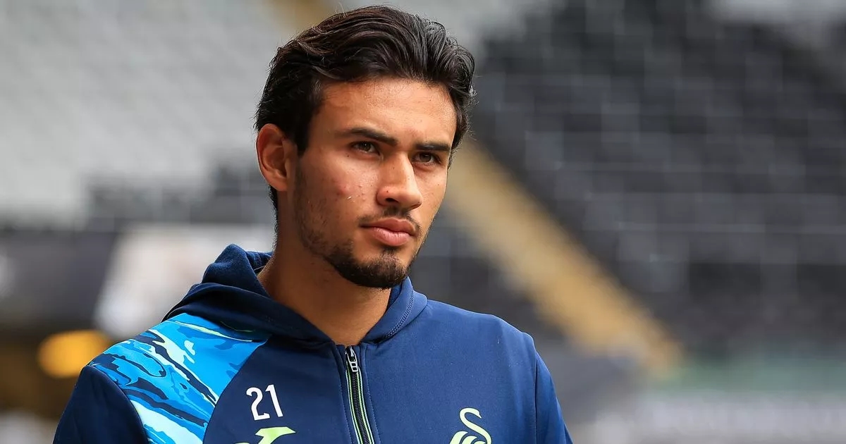 Swansea City announce second departure in less than 24 hours as deal cut short