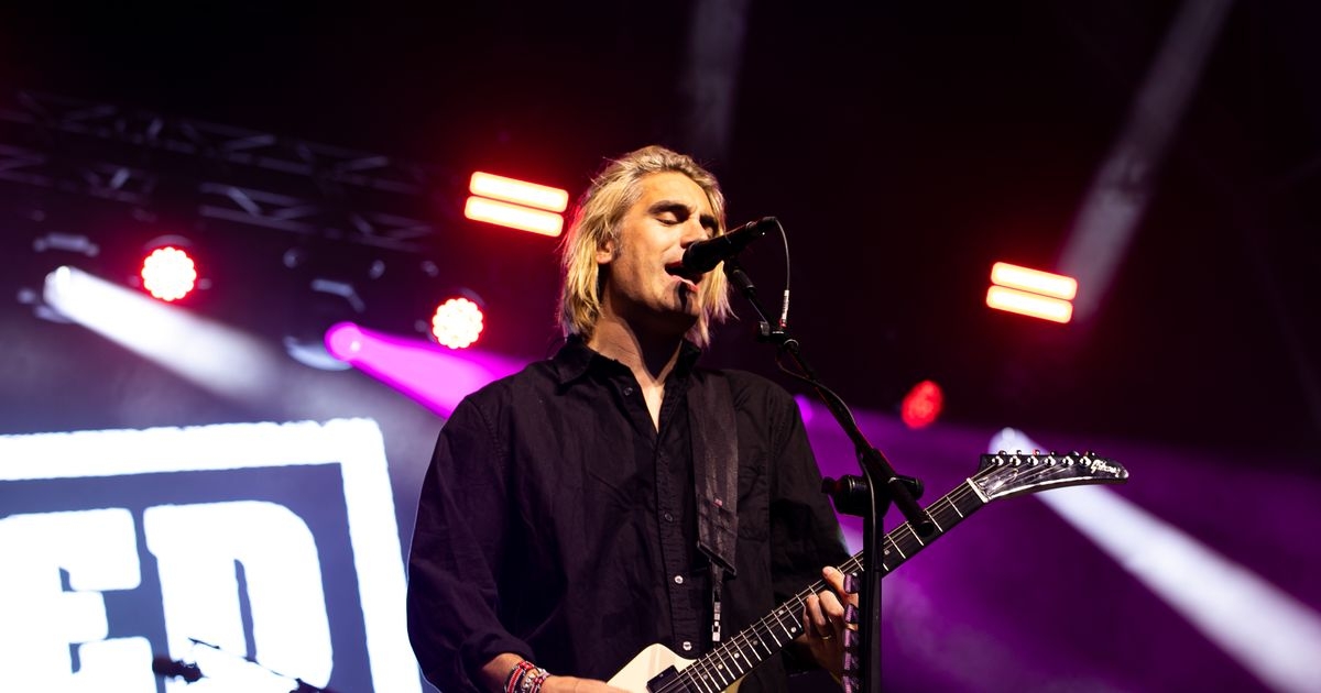 Is Charlie Simpson the singer behind new band PRESIDENT?