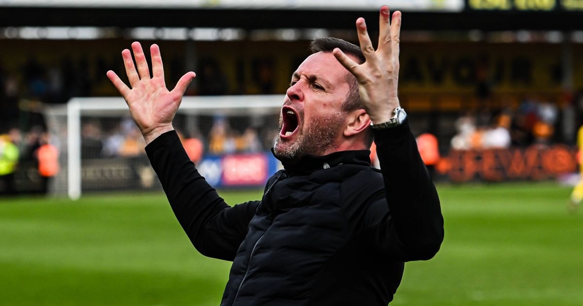 Nathan Jones signs new contract to end Cardiff City links as options now appear to point one way