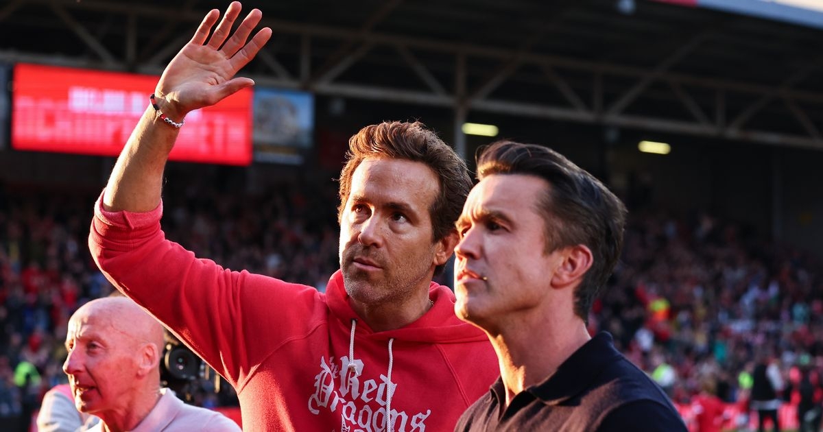 Wrexham plot transfer for captain who showed his true colours in clash with manager