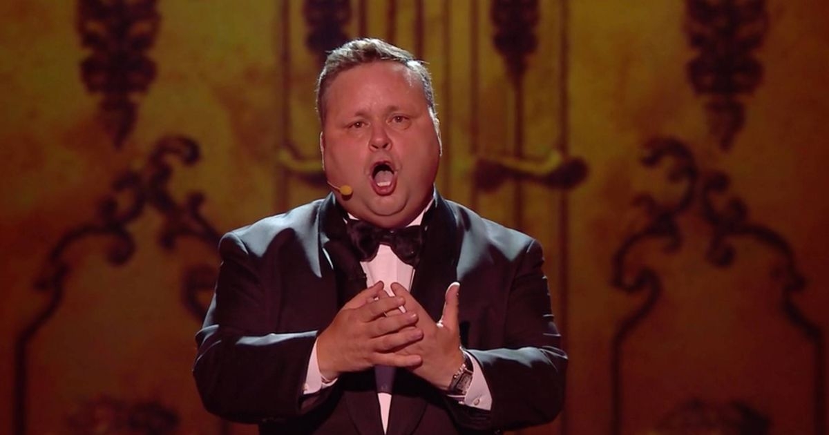 What is the prize for winning Britain's Got Talent?
