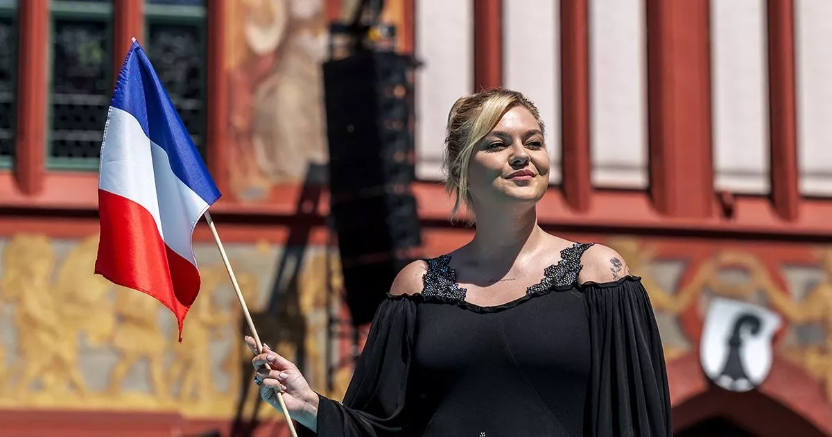 France's tragic Eurovision song explained as Louane opens up about mother's death
