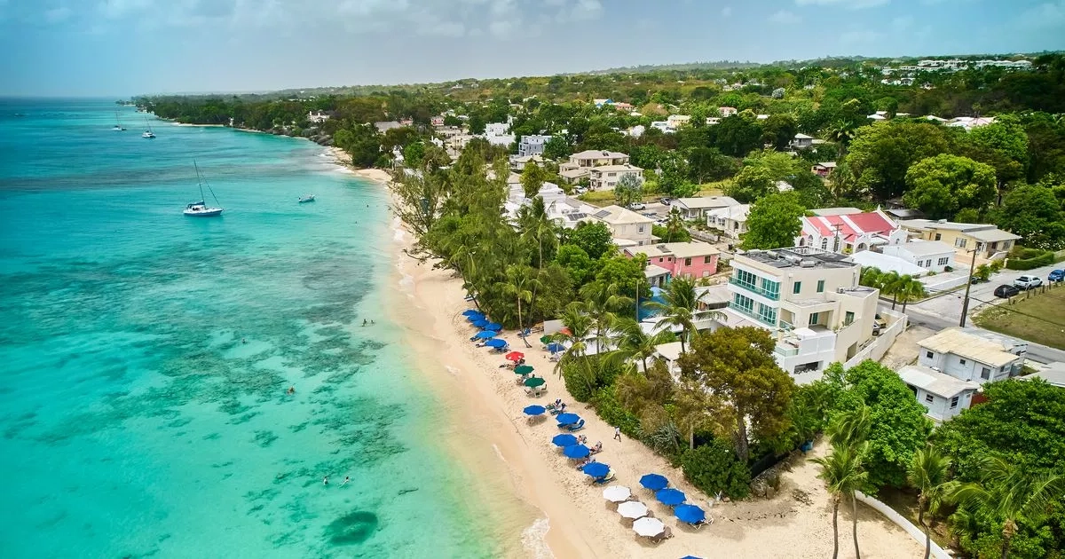 Brits told to 'prepare' after hurricane warning in holiday hotspot