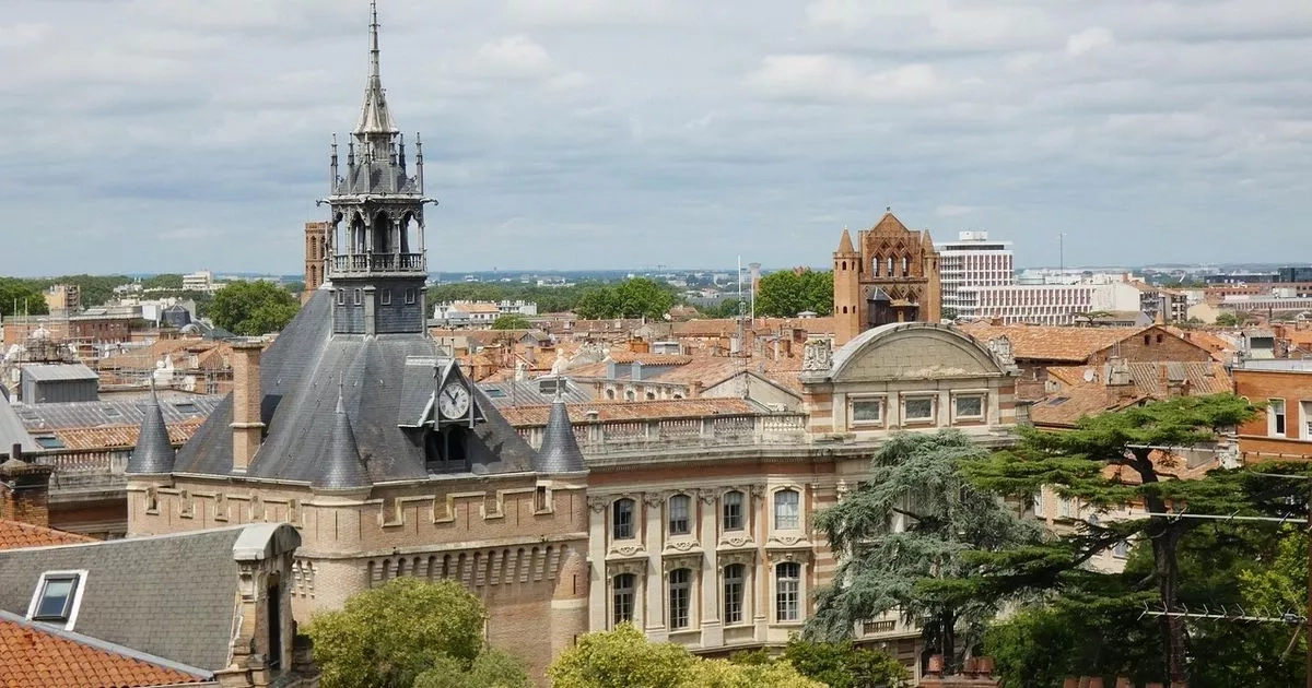 You can fly Ryanair from Bristol Airport for just £30 return to this stunning 'pink city' in France