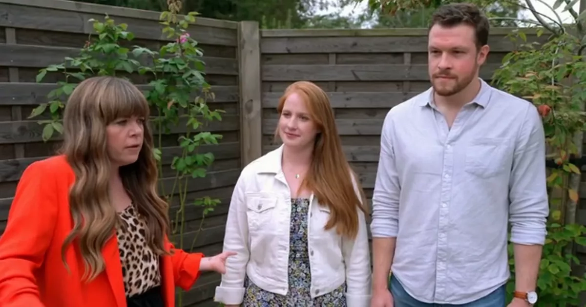 Escape to the Country buyers stunned as host makes admission minutes into search