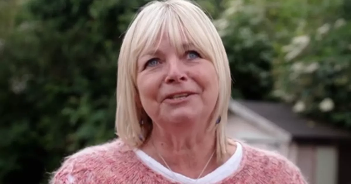Escape to the Country buyer breaks down in tears as they make 'hard' admission
