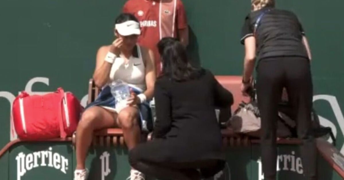 Emma Raducanu suffers health scare on court as medics rush to help her