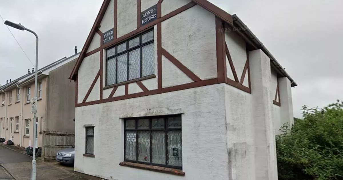 Decision made on plans for this distinctive property to be a shared house for 10 people