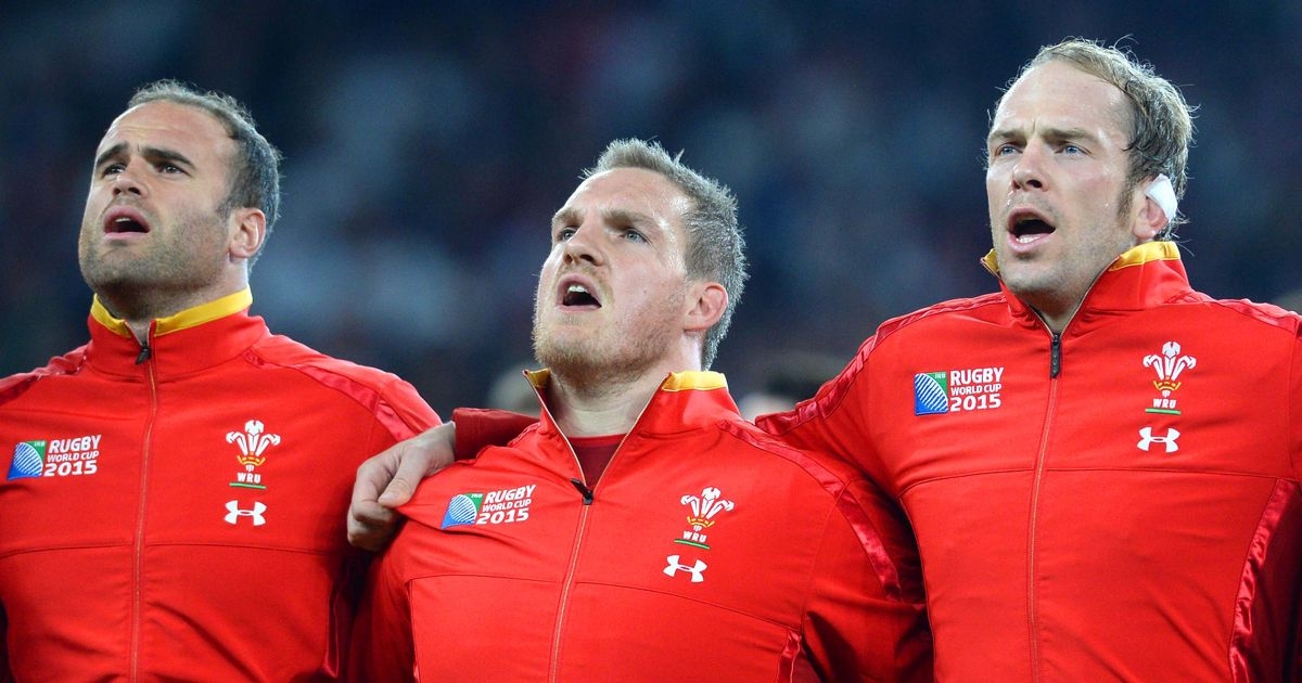 Welsh rugby legend's perfect response to King Charles left Wales star speechless