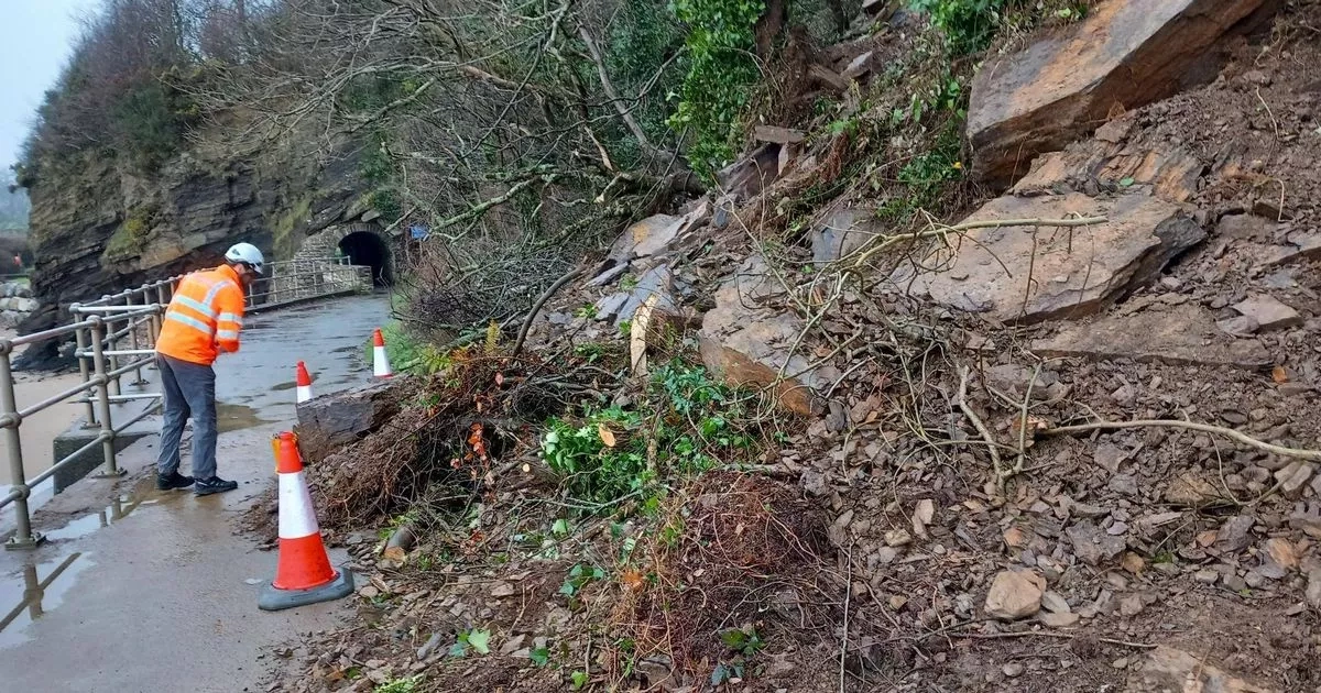 Path connecting two popular Welsh beaches finally set to reopen