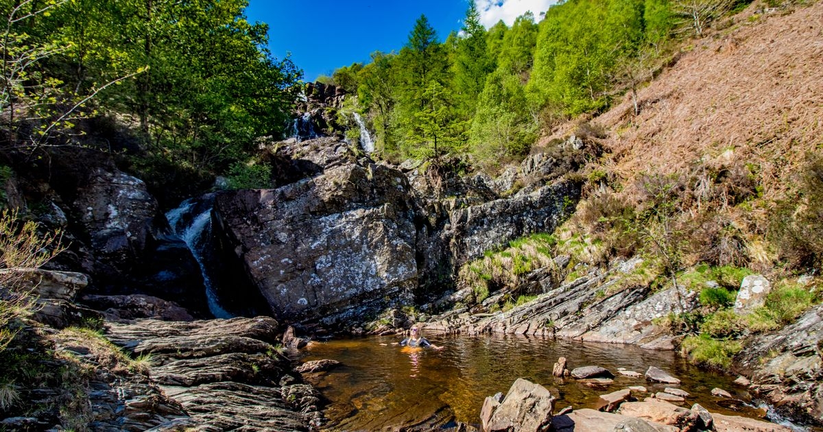 I did this easy Welsh hike and ended up swimming under a huge waterfall