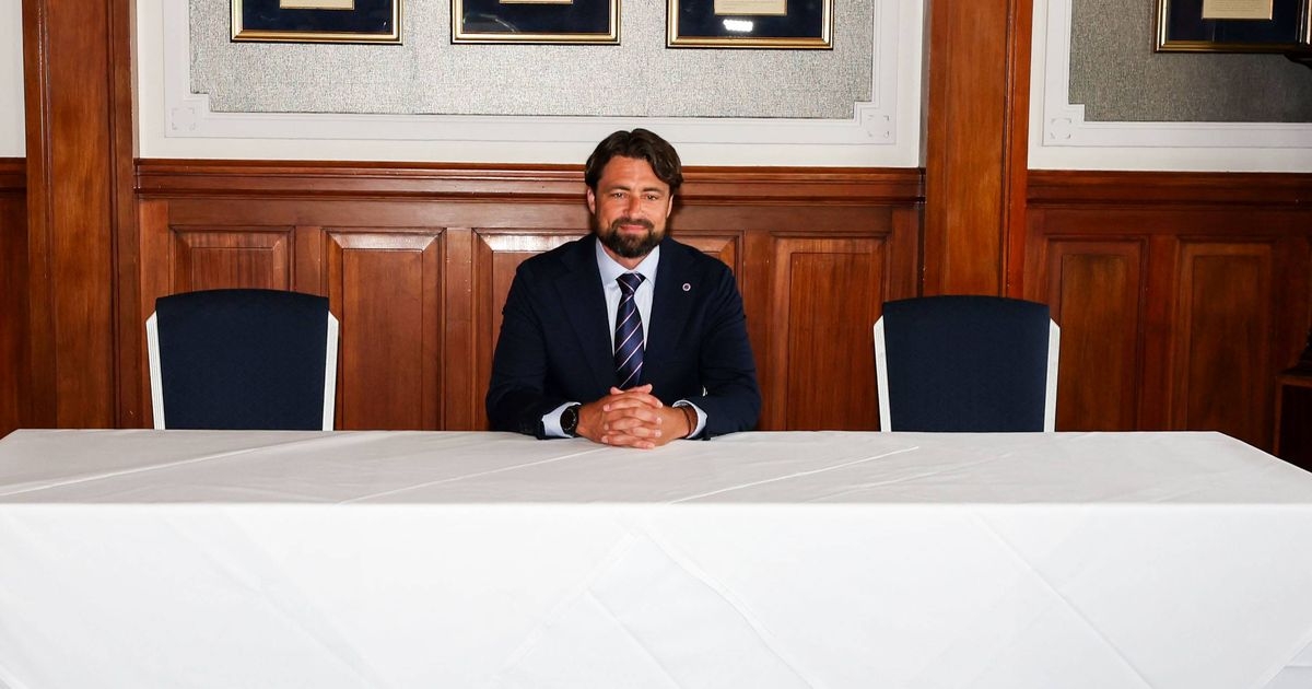 'Lucky' Russell Martin gets Rangers warning as former Swansea boss lands new job
