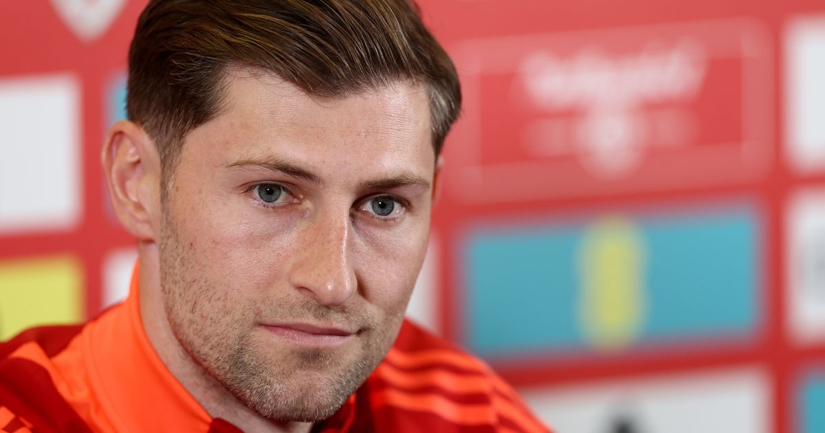Tottenham star Ben Davies quizzed on future amid Wrexham links