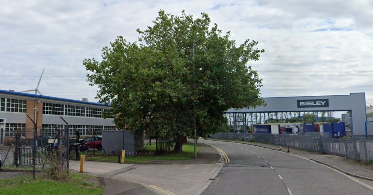 Police issue urgent appeal after masked robbery in city