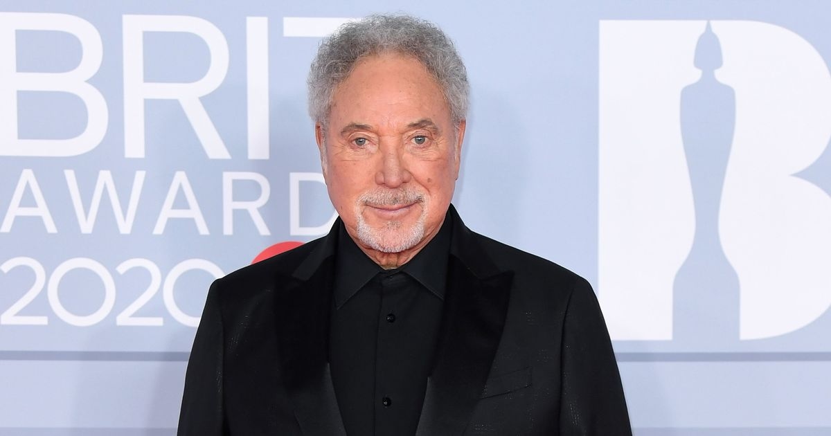 Tom Jones leaves festival audience in tears