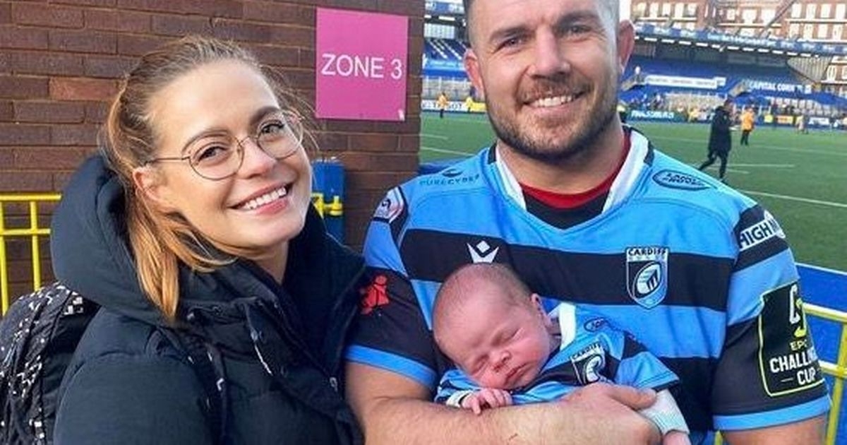 Sophie Evans asks fans about Welsh language schools and overwhelmingly told one thing