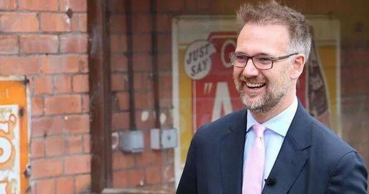 BBC Bargain Hunt viewers fuming as even contestant admits he's 'lost for words'